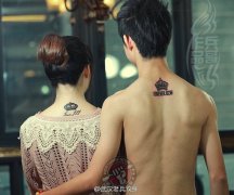 武汉最好纹身店打造的情侣皇冠纹身作品