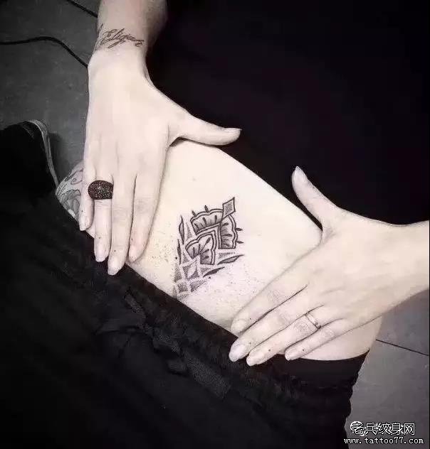纹身素材第523期——腹部纹身