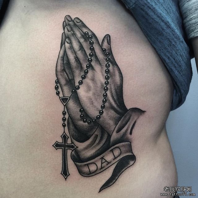 祈祷之手十字架纹身图案