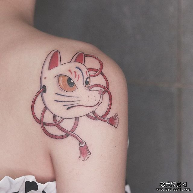 日式狐狸面具纹身图案