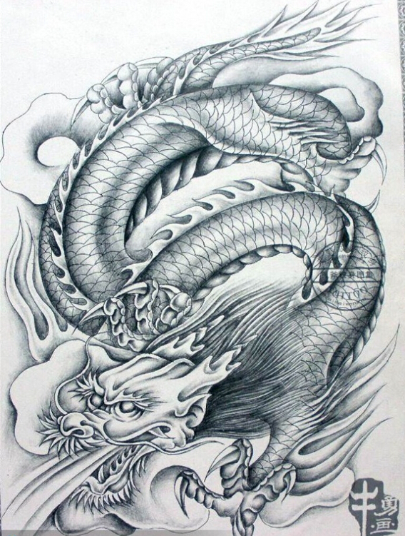 适合纹身满背的龙纹身手稿图案由武汉纹身推荐