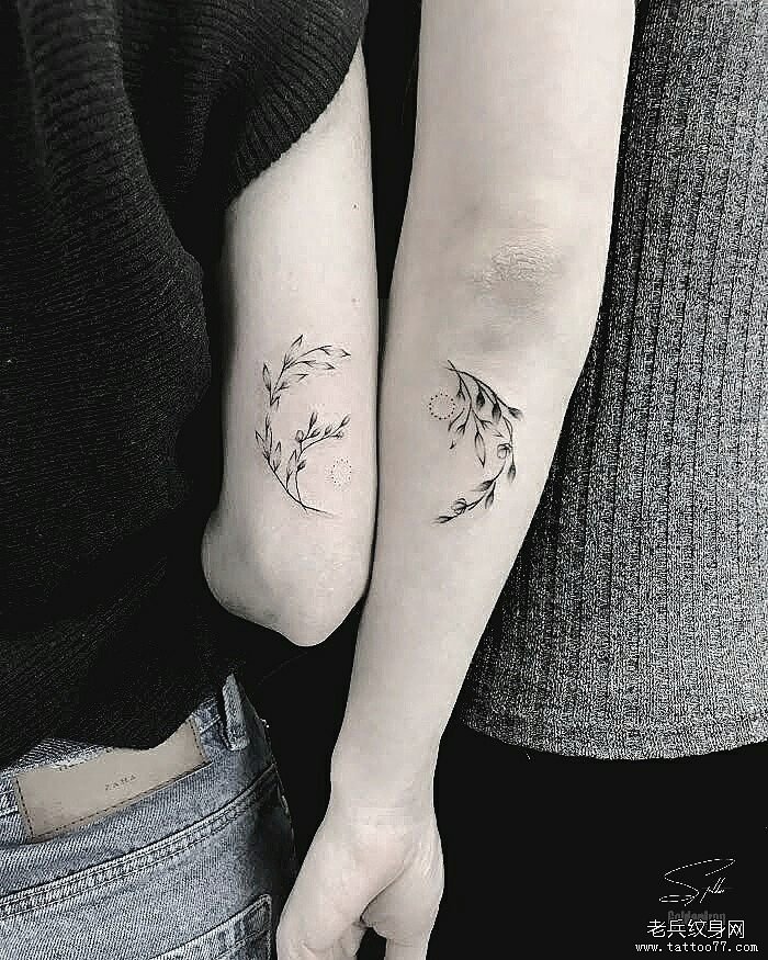 情侣叶子纹身图案